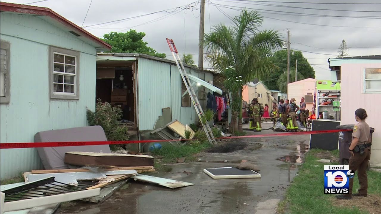 Family including 3 children displaced following mobile home fire - YouTube