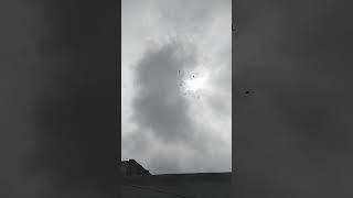 Soraj Badol Ki Beech Ankh Muli Khalty Hoty.