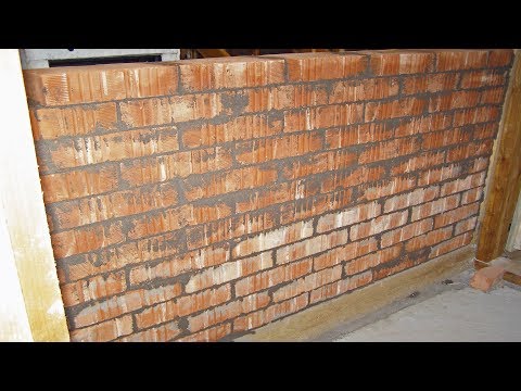 Wideo: Jak zatrzymać przesiąkanie ściany z cegły?