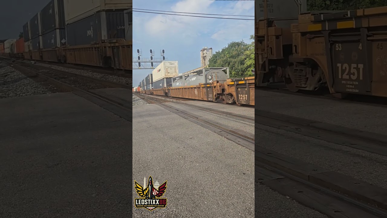 #railfanning #csxtransportation Bush Street Grade Crossing #es44ac