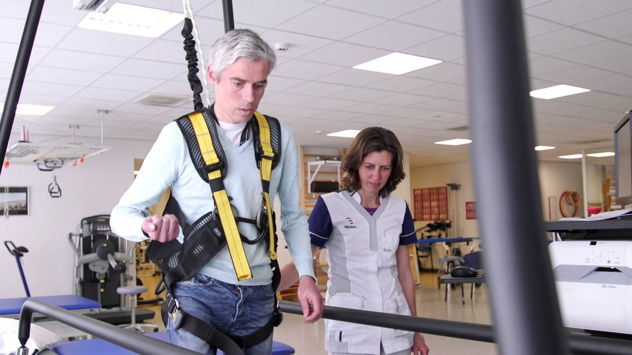 Voorlichtingsfilm CVA-patiënten Albert Schweitzer ziekenhuis - Locatie Westersingel