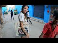 CRIANÇAS INDIANAS BRINCANDO NA RUA (Jodhpur)