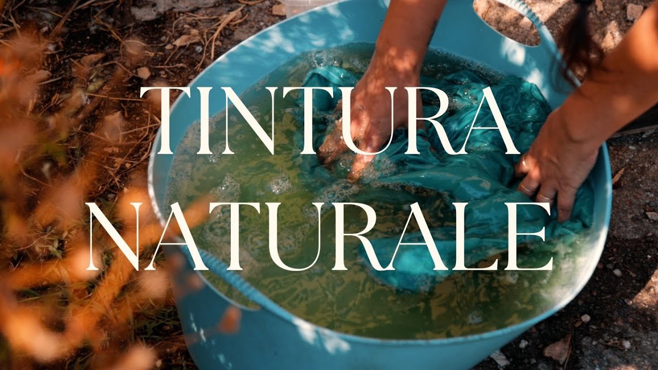 Tintura naturale con indaco: tingo una camicia bianca con l'indaco coltivato nel mio orto