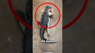 This woman sleeps with ALLIGATOR! 🐊😱