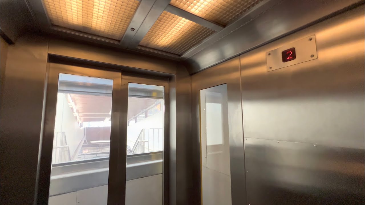 2005 Bravida Hydraulic Elevator @ Hägerstensåsen Subway Station, Hägersten, Sweden.