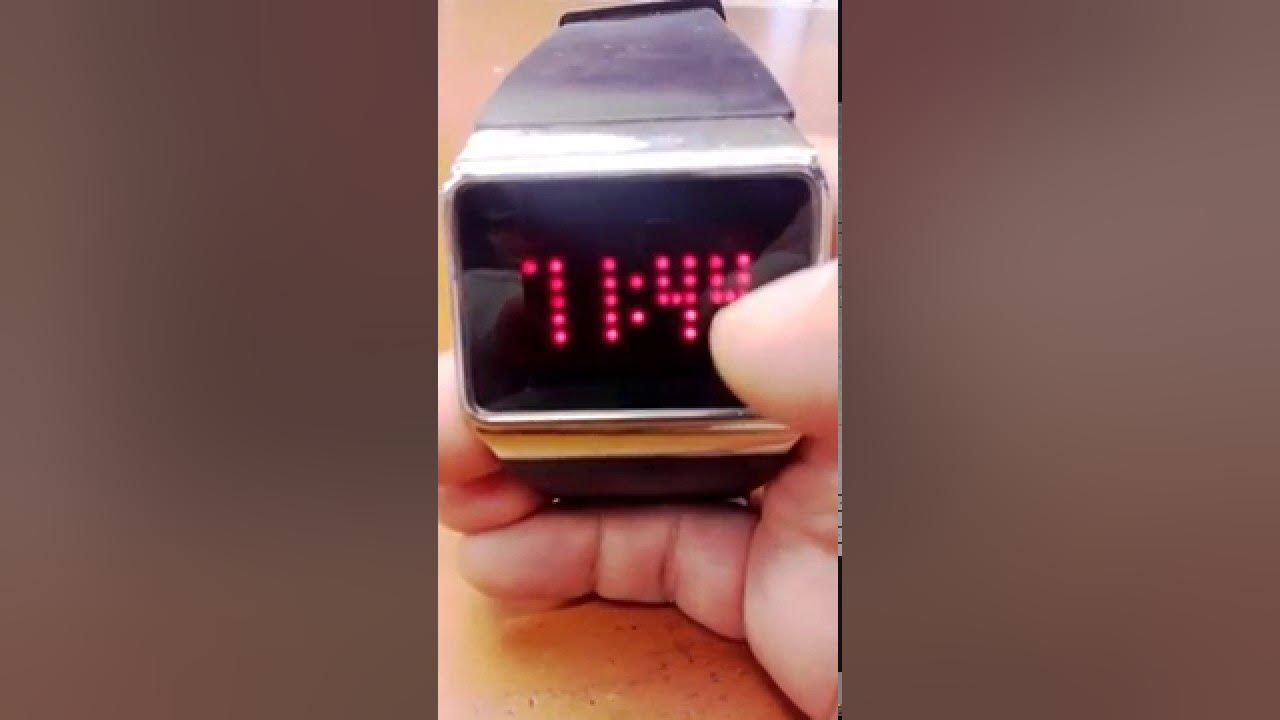 Como cambiar la hora un reloj touch LED -