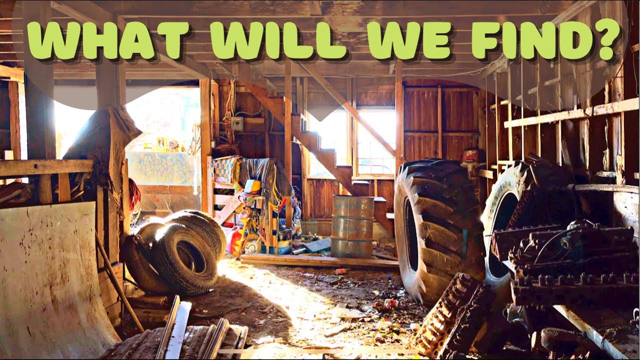 Cleaning Out A 114 Year Old Barn & More Abandoned Farm Cleanup Day 7