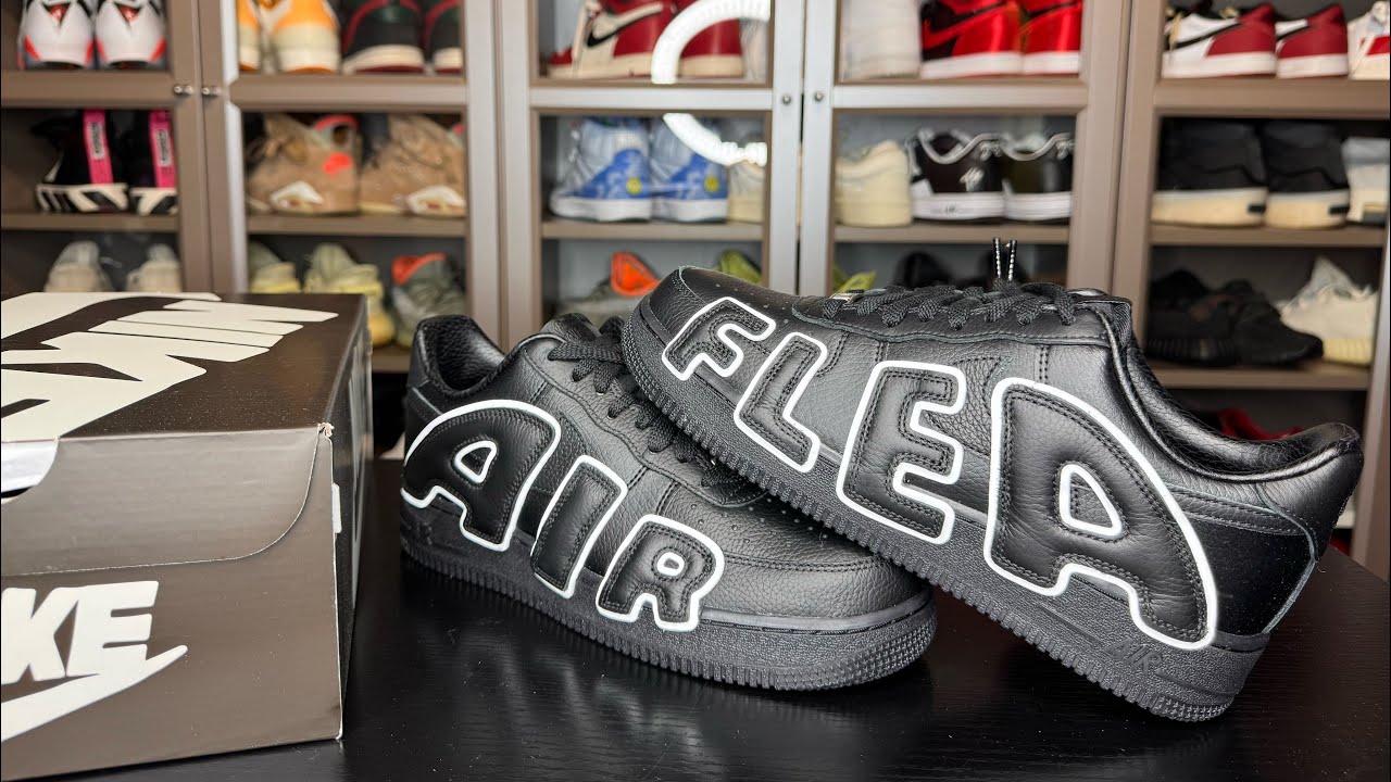 Unboxing the Cactus Plant Flea Market x AirForce 1 Low  display picture 2