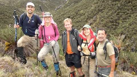 Climbing carstensz pyramid indonesia: Carstensz-pyramid.com