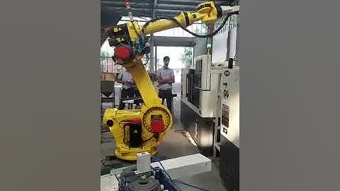 Mahajan Automation machine tending with refurbished fanuc robot