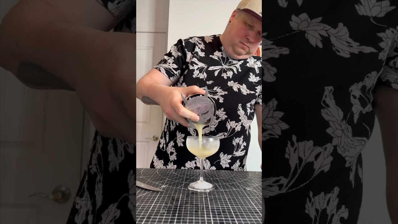 Another 1950s Drink, this time its the “Mad Hatter”, by Ted Saucier. 