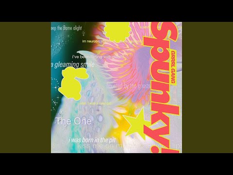 Putar A Fight Breaks Out At a Karaoke Bar - Grrrl Gang