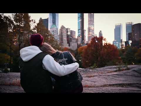 Walking in New York in Manhattan the noise of the city
