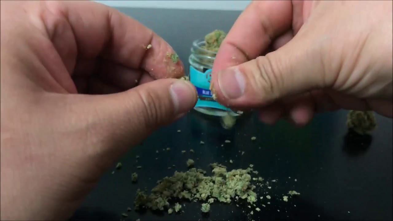 Golden Ashes: Shine 24k Gold Covered Papers  By Shine Papers