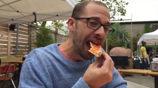 Slicing it Up With Dan: Pizza Boat Pizza