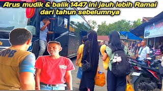 Membludak penumpang di terminal Di PO.bus ini.