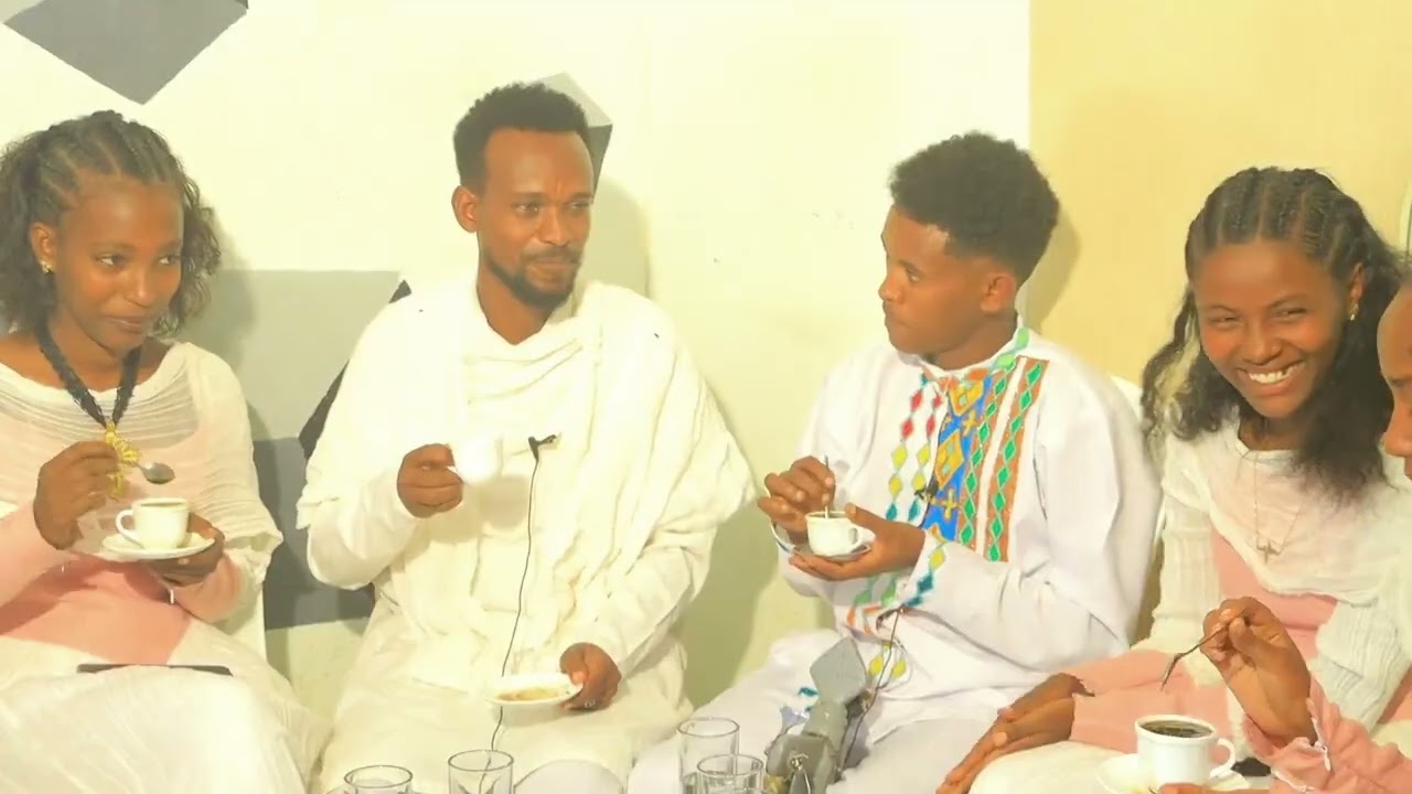 ድምፃዊ ሓጎስ ጭራ ምስ ተላሃይቲ ከተማ እ/ጉና ዝገርም መደቤ አቲኩም ሪኢዎ