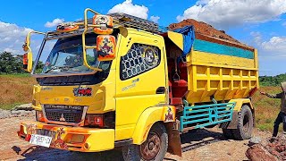 Dump Truk Mitshubishi CANTER Hdx Pengangkut Tanah Bongkar Muatan Full Bak Menggunung Tanah Timbunan