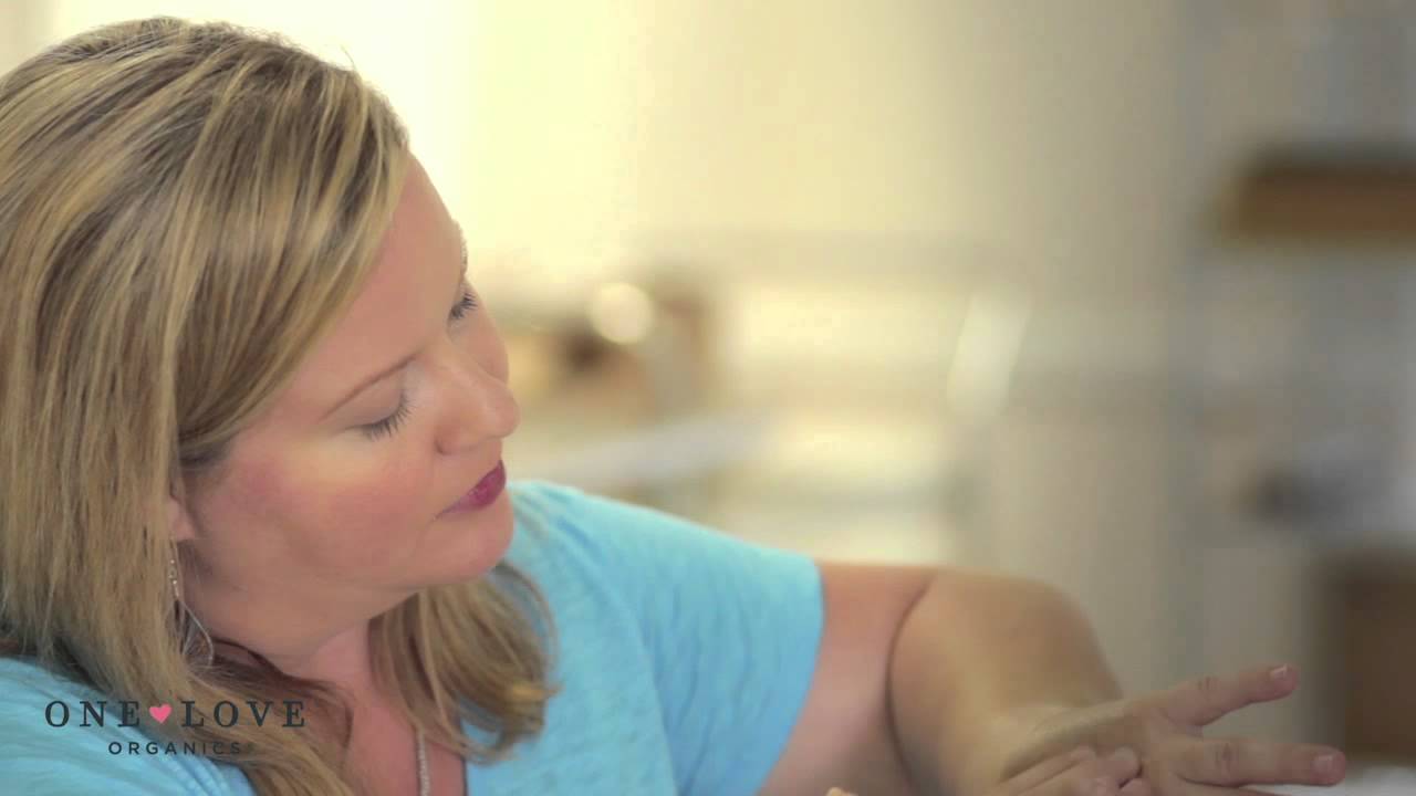 Remove Makeup with One Love Organics Skin Savior Balm & Shammy