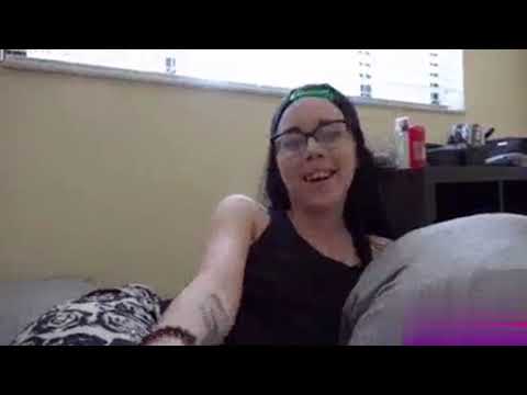 sexy step sister play a game