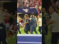 Luis Enrique went over to console Mikel Arteta after the UCL Final. Respect 👏
