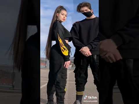  التوأم التركية مع أخوهم إبراهيم