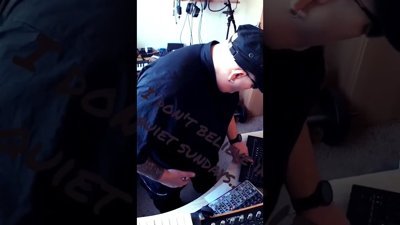 Synth jam "the hard way"📢👾 