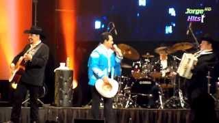 Video thumbnail of "Pesado y Lorenzo de Monteclaro - El Ausente desde MONTERREY 2013"