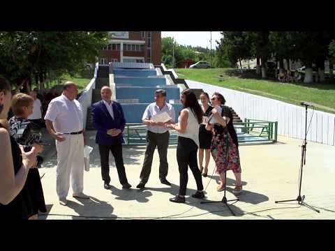 თერჯოლაში 41 წარჩინებულ მოსწავლეს ოქროსა და ვერცხლის მედლები გადაეცათ