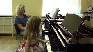 25.04.2019 Fifth lesson of Mira Marchenko with Ulyana Rodina, classroom of the Central Music School 25.04.2019 Fifth lesson of Mira Marchenko with Ulyana Rodina, classroom of the Central Music School