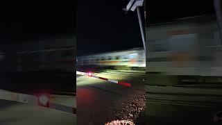 #myjoshi #keretaapiindonesia #keretaapi  #shortkeretaapi #viral #keretamalam #keretabrantas