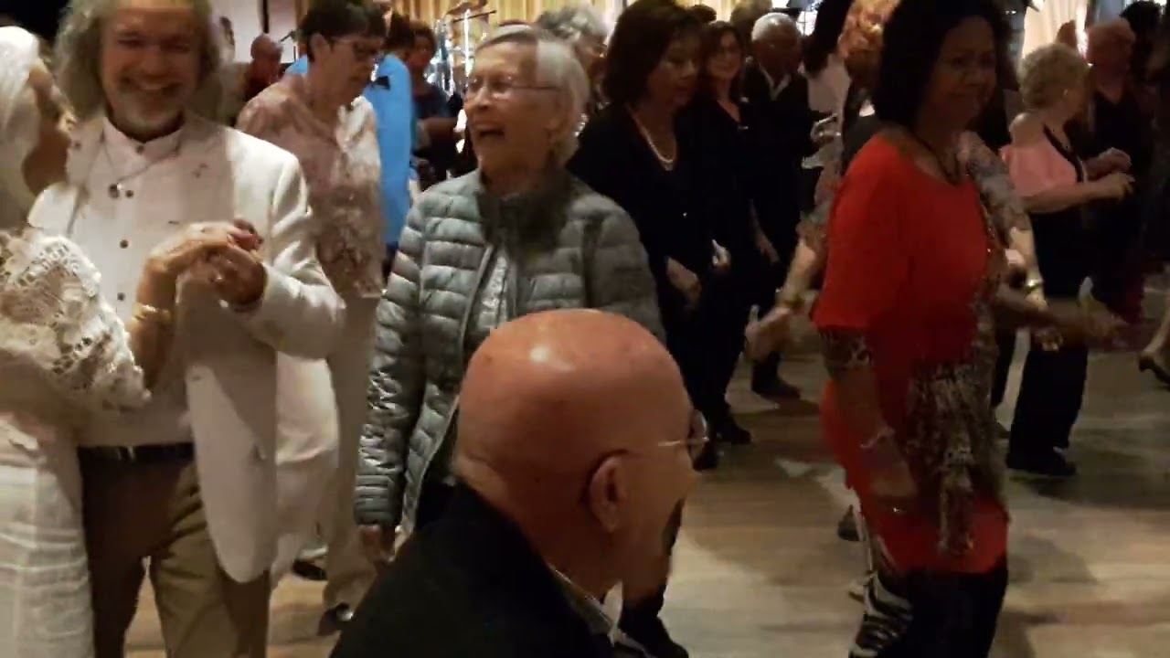 Deel-10) AJO DANSA SENANG 