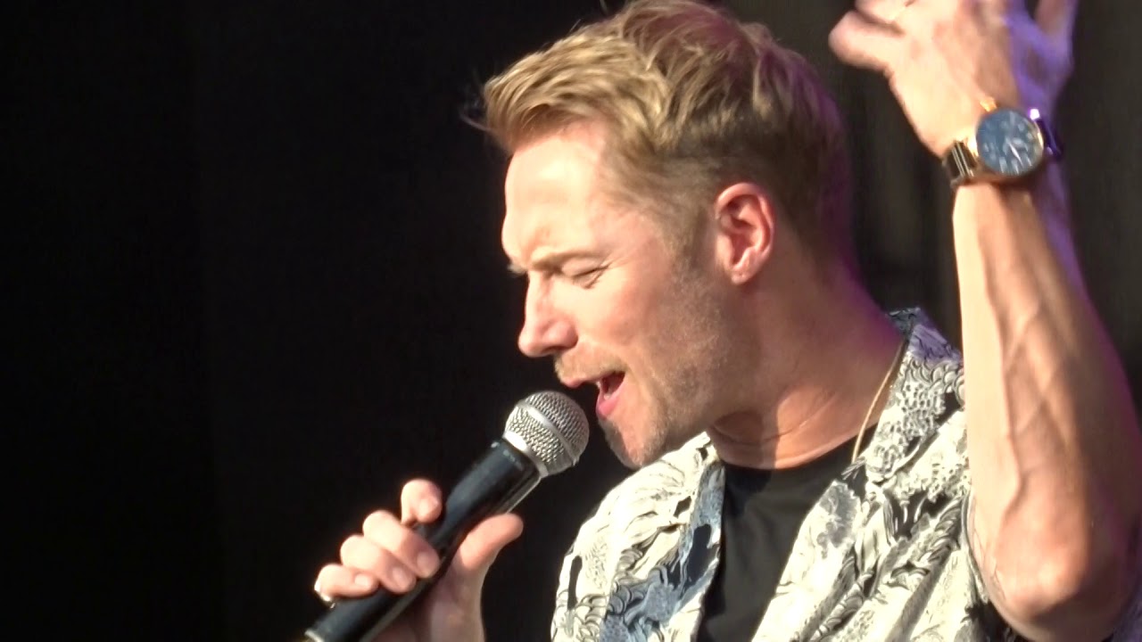 Ronan Keating - Baby Can I Hold You (Godiva Festival, Coventry, 02/09 ...