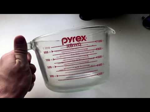 Pyrex 4 Cup Measuring Cup