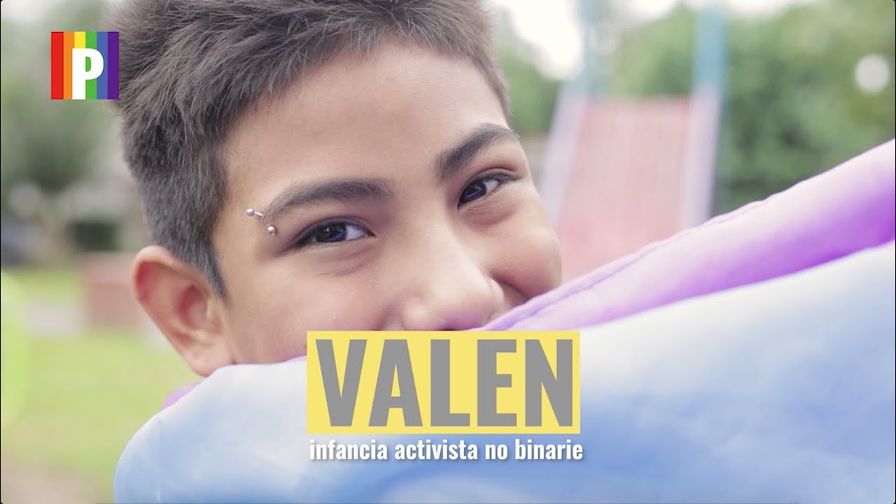 Valen: Infancia activista no binarie