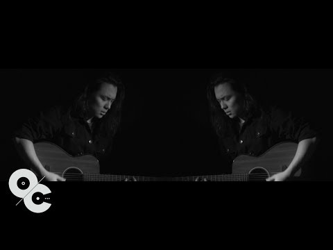 Earl Generao - Lunas (Official Music Video)