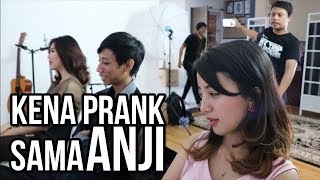 COWOK INI NANGIS KENA PRANK sama ANJI!