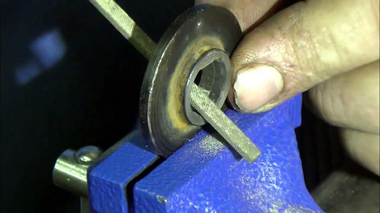 Как открутить гайку с макита циркулярка Небольшой апгрейд пилы Makita 5008MG Циркулярные пилы Мастеровой
