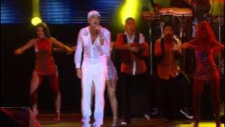 Latino - Renata In COPACABANA