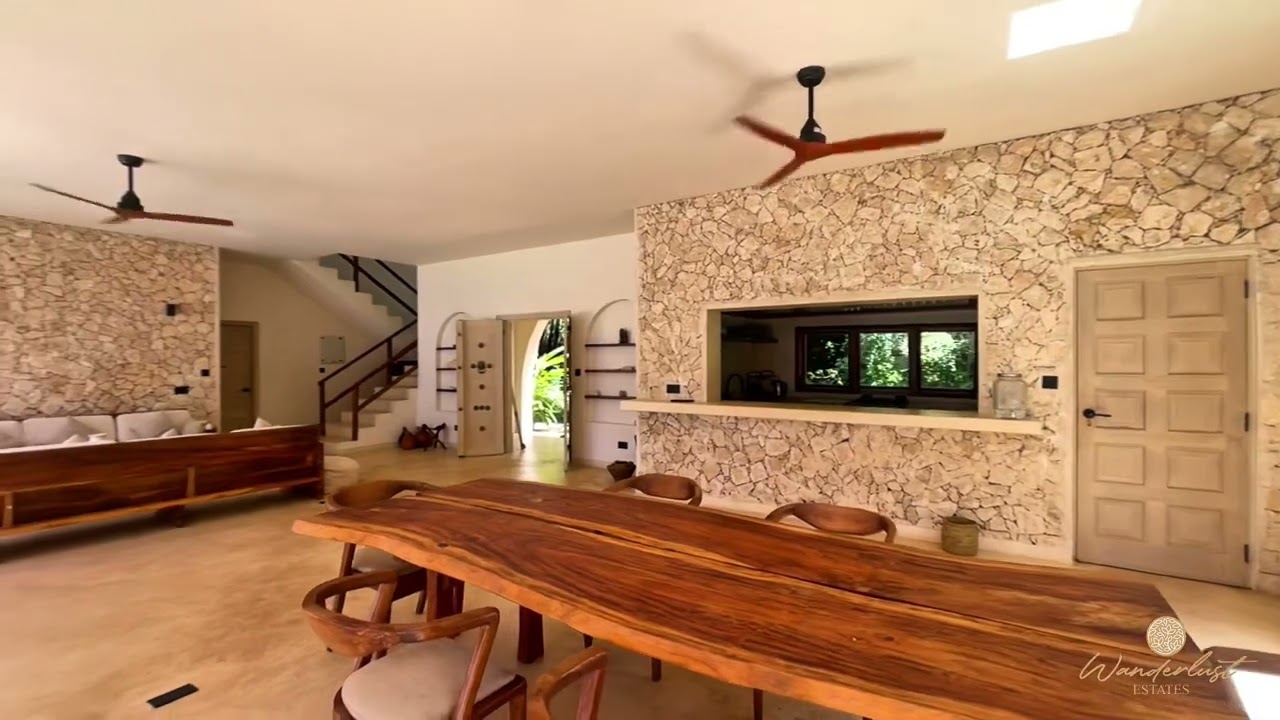 Beachfront 3 bedroom glass house in the heart of Msambweni. Experience luxury real estate