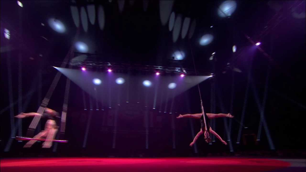 Bert & Fred - Cirque de Demain 2013 Paris - Washington Trapeze act