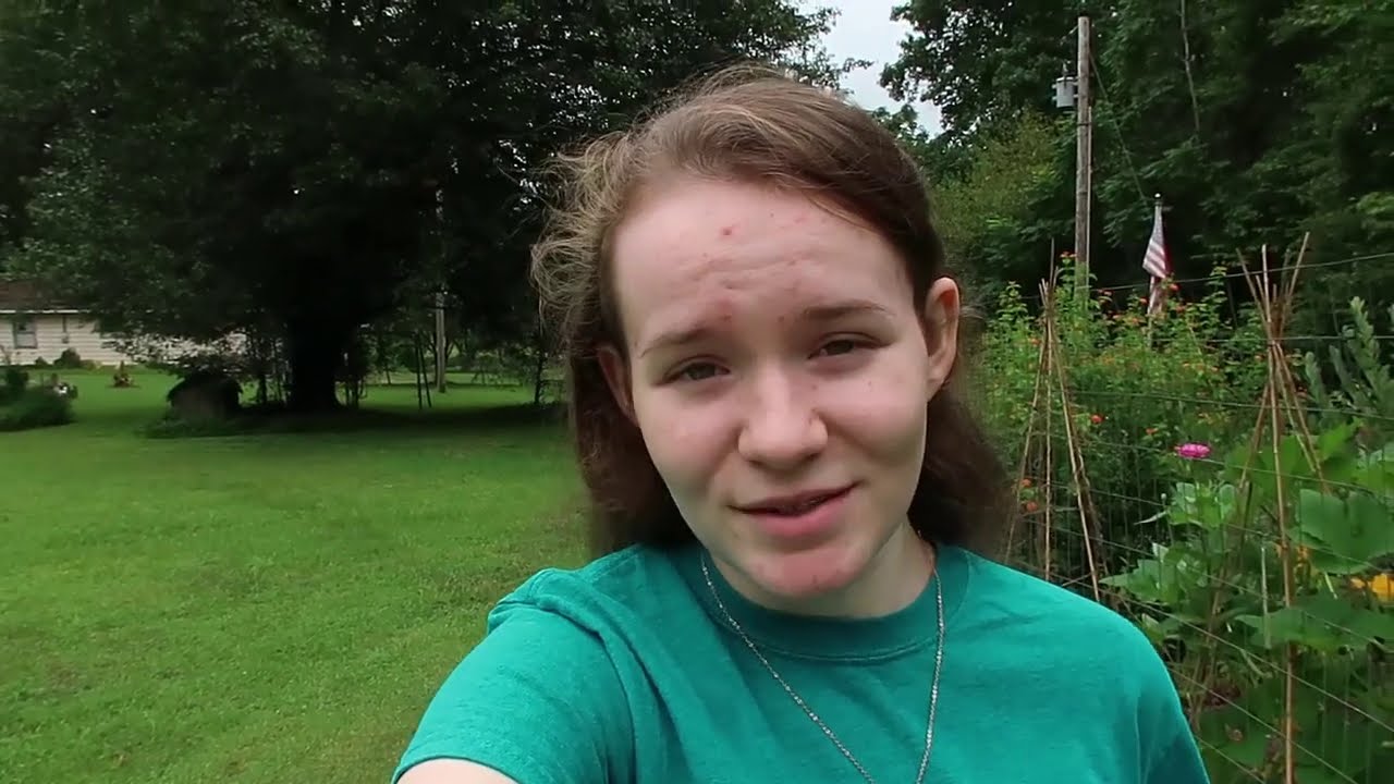 DAY IN THE LIFE OF A CHRISTIAN COUNTRY GIRL\\Cooking, Cleaning, And