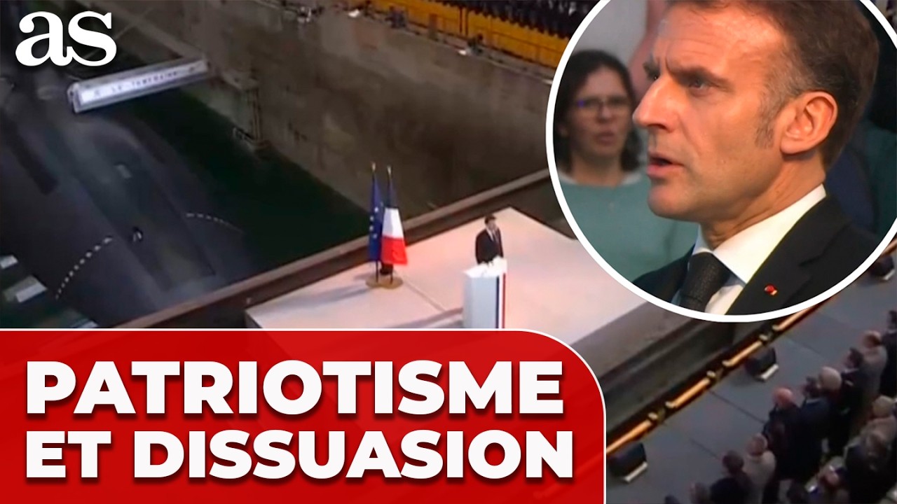 Macron Entonne l’Hymne National Face à un Sous-Marin Nucléaire