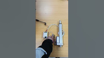 Speed controller controls Linear Actuator#Shorts #Technology #Linear Actuator #Remote Control