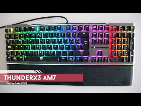 ThunderX3 AK7, demo de iluminación