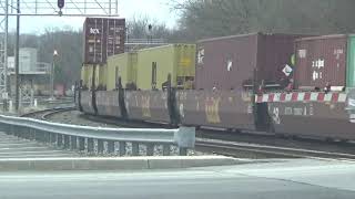 #5999 CSX Q136-15 Double Stack Intermodal train Part 2 & CSX B842-18 Empty Rock Runner