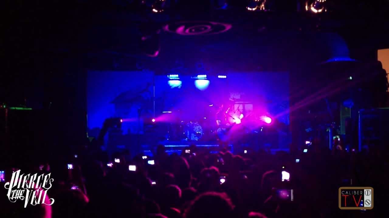 Pierce The Veil "She Makes Dirty Words Sound Pretty" Feat. Jonny