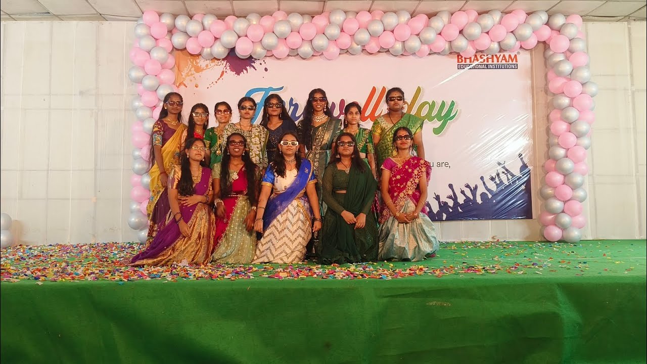 Farewell Day special performance 9th Girls mashup mass song / Bhashyam high school Bowenpally 