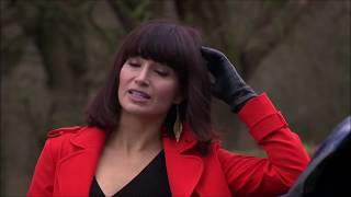 Emmerdale - Roxy Shahidi as Leyla Harding 2