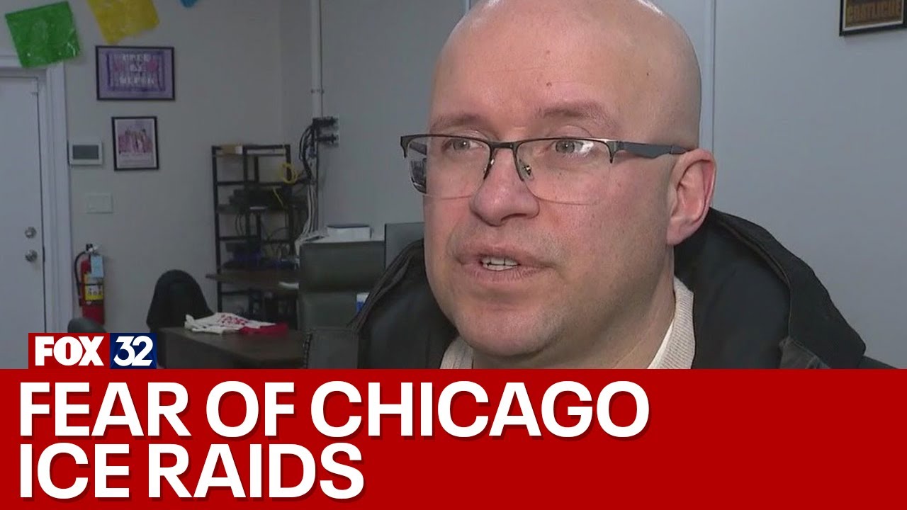 Fear of ICE raids impacting Chicago neighborhood - YouTube